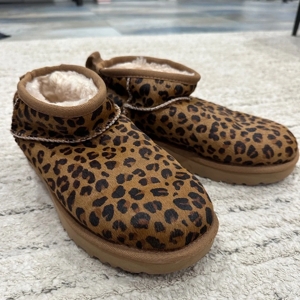Ugg Classic Ultra Mini Boot Leopard - Picture 3 of 8